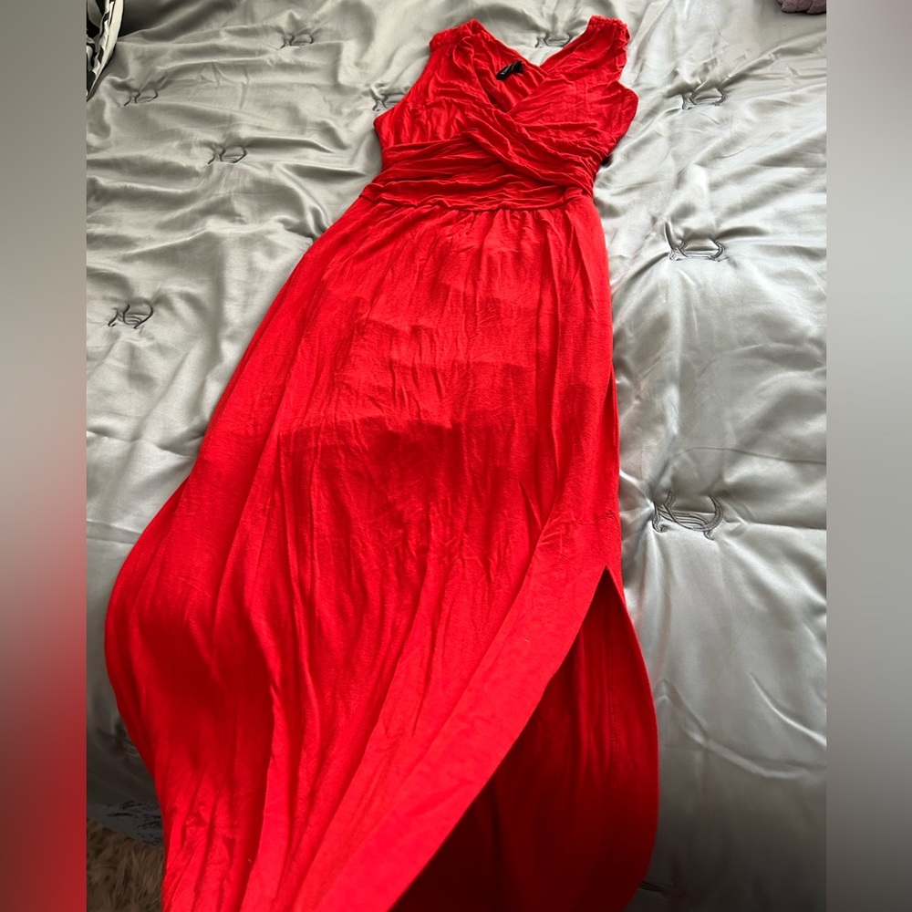 NWOT Bebe red open back dress criss cross S